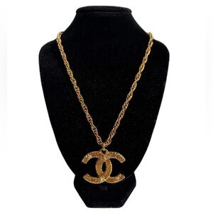 CHANEL Vinatge Textured CC Gold plated necklace w/COA